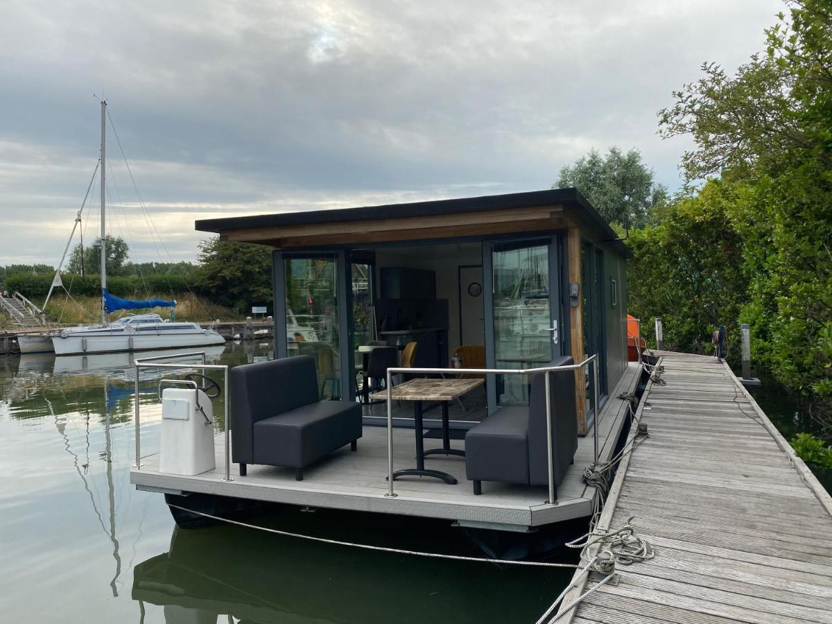 Houseboat De Amstel Hotel Monnickendam Eksteriør billede
