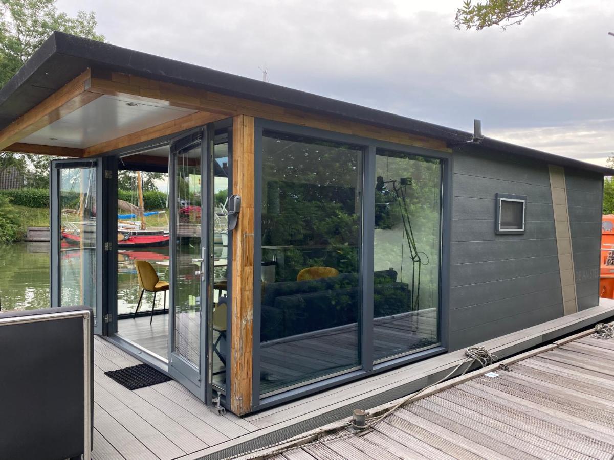 Houseboat De Amstel Hotel Monnickendam Eksteriør billede