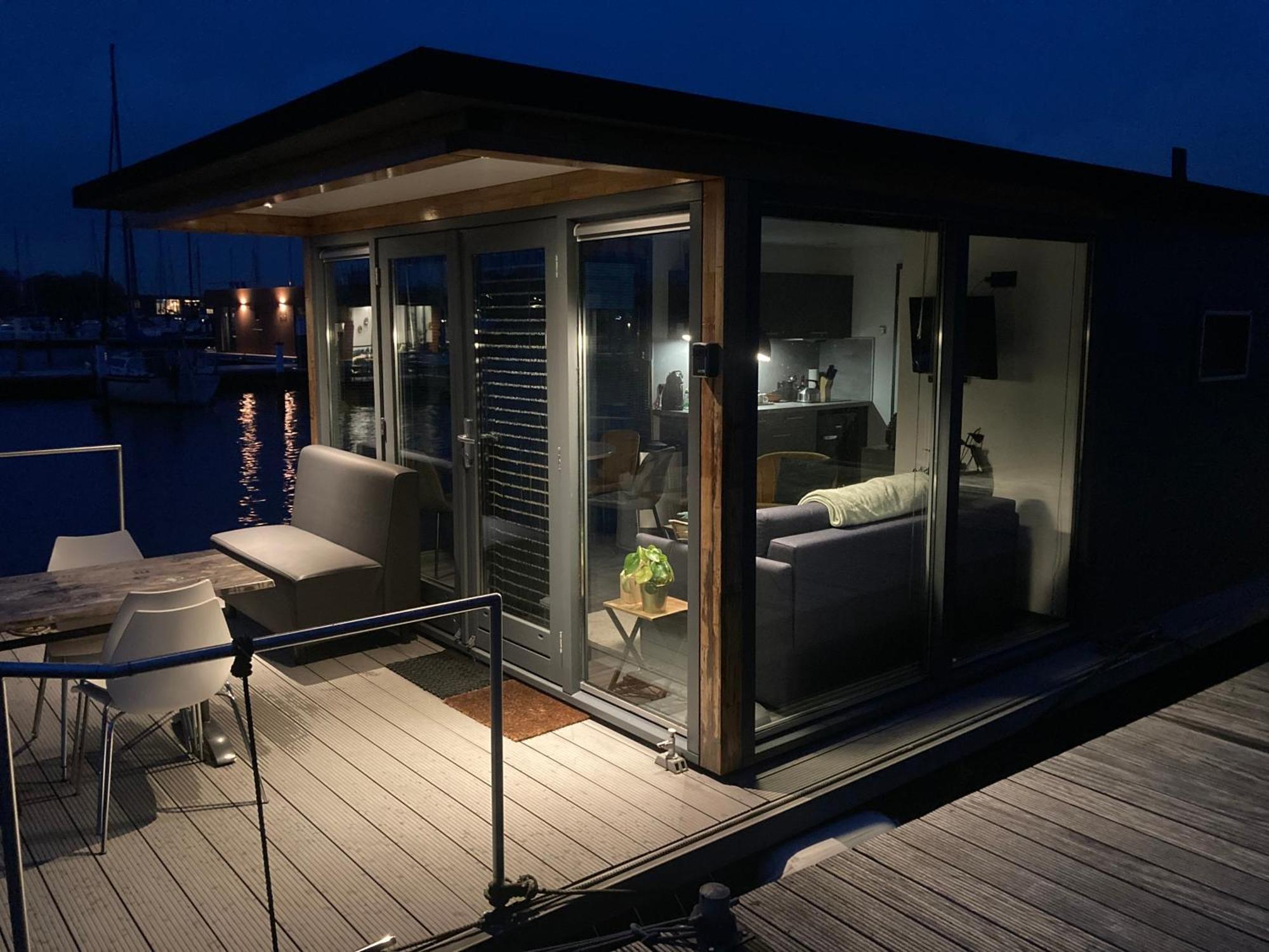 Houseboat De Amstel Hotel Monnickendam Eksteriør billede